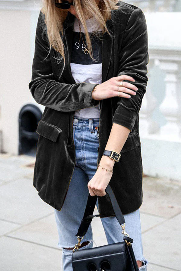 Velvet blazer - stylish long women's coat for casual and elegant looks - Image 14