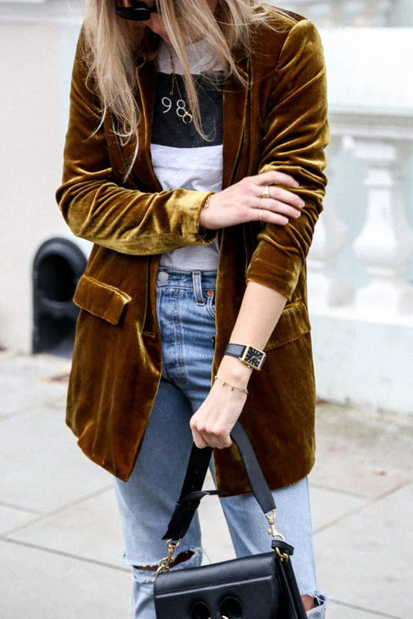 Velvet blazer - stylish long women's coat for casual and elegant looks - Image 3