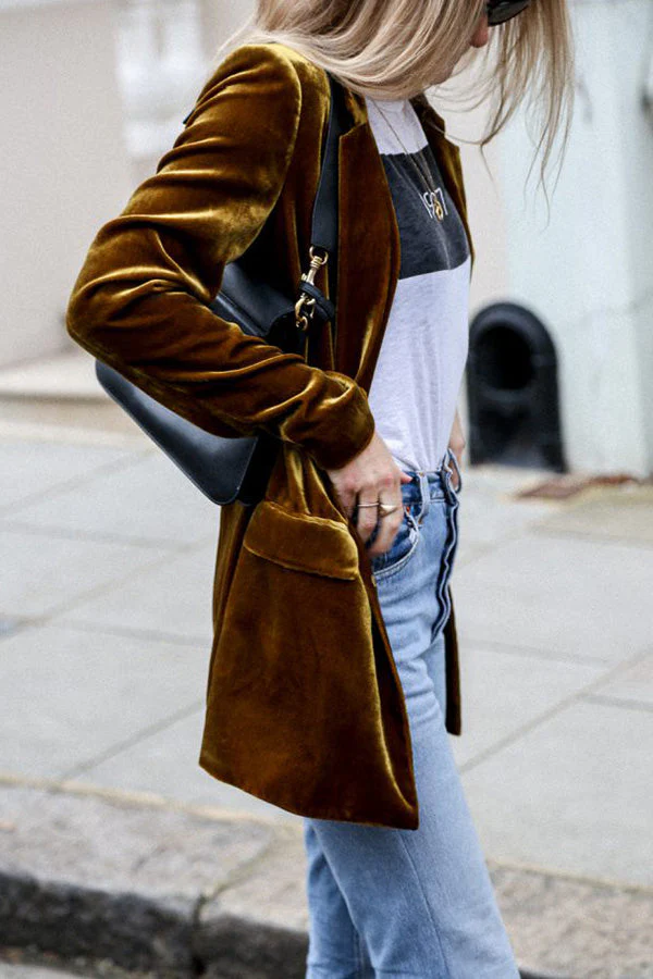 Velvet blazer - stylish long women's coat for casual and elegant looks - Image 5