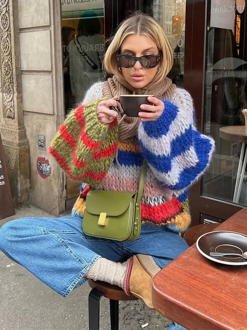 Striped sweater with an elegant flair - Image 5