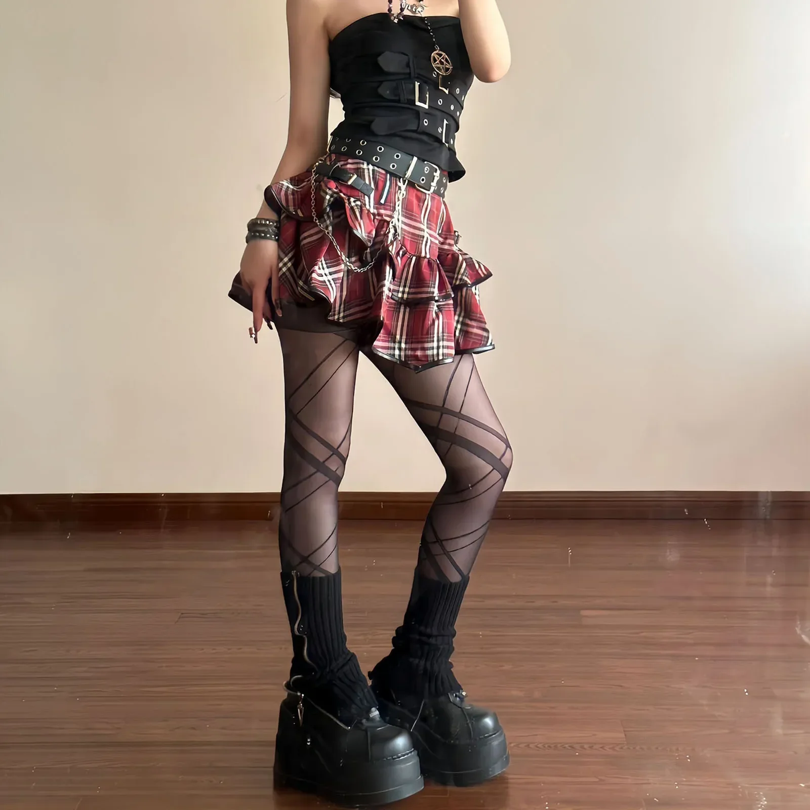 Checked mini skirt with ruffles - Image 4
