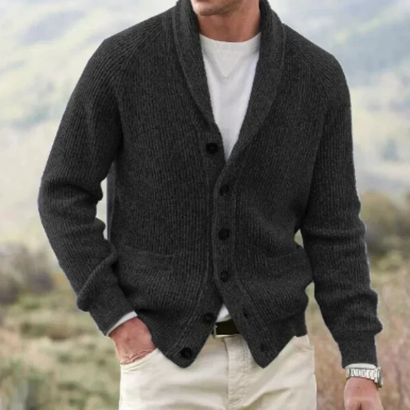 Men's cardigan – Wool – Tailored fit – Shawl collar – Button fastening – Pocket details