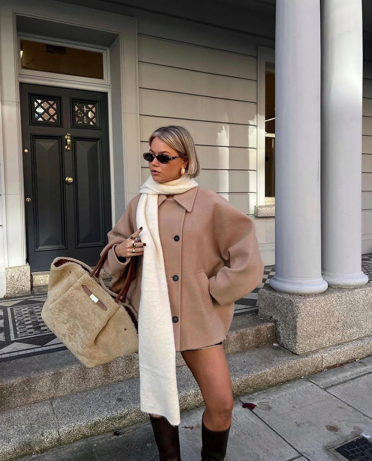 Women's Oversized Coat – Wool Mix – Double-Breasted – Boxy Fit – Classic Notched Lapel - Image 3