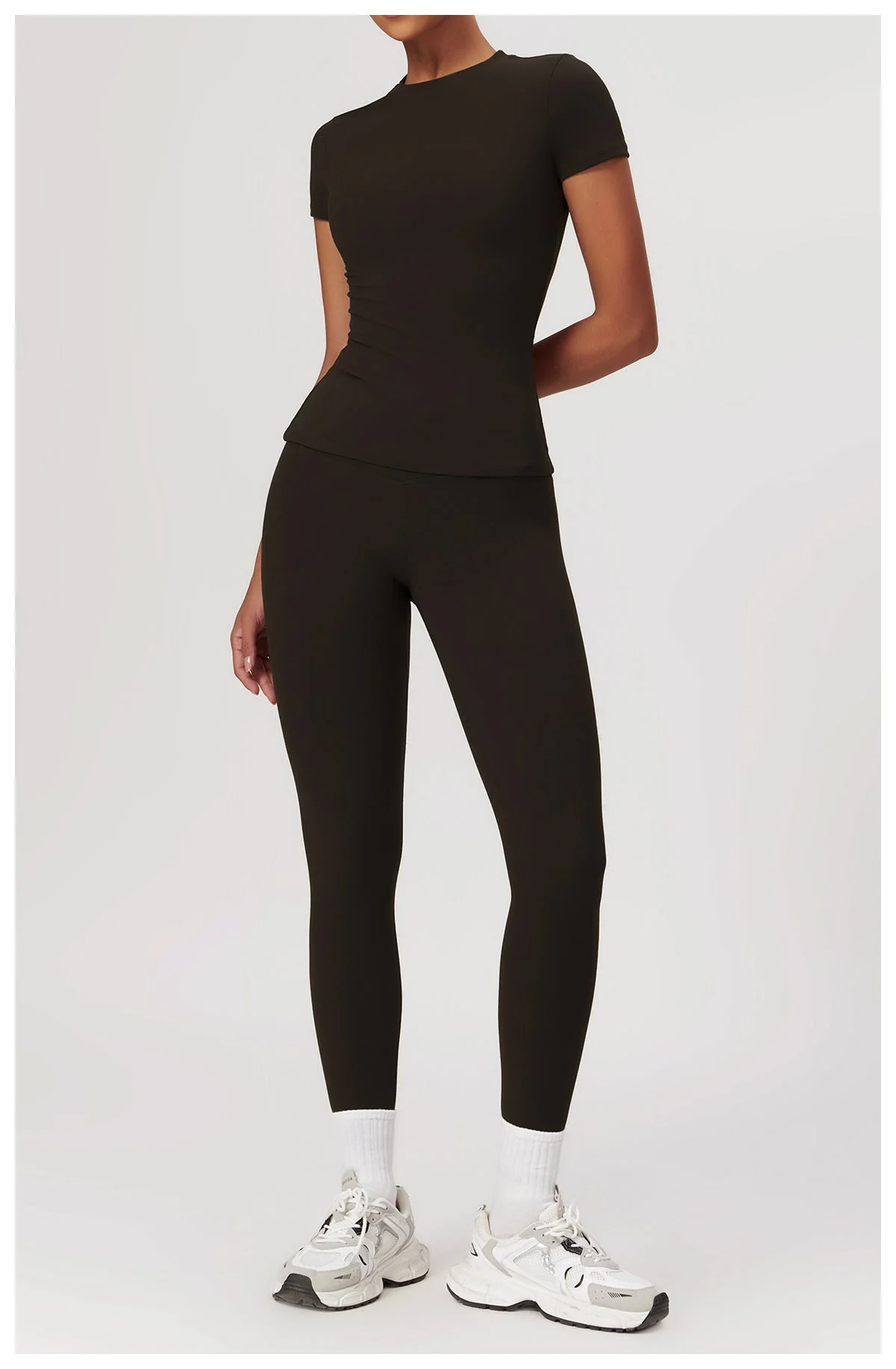 Kate | 2-Piece Shaping Gym Set with Short Sleeves - Image 18