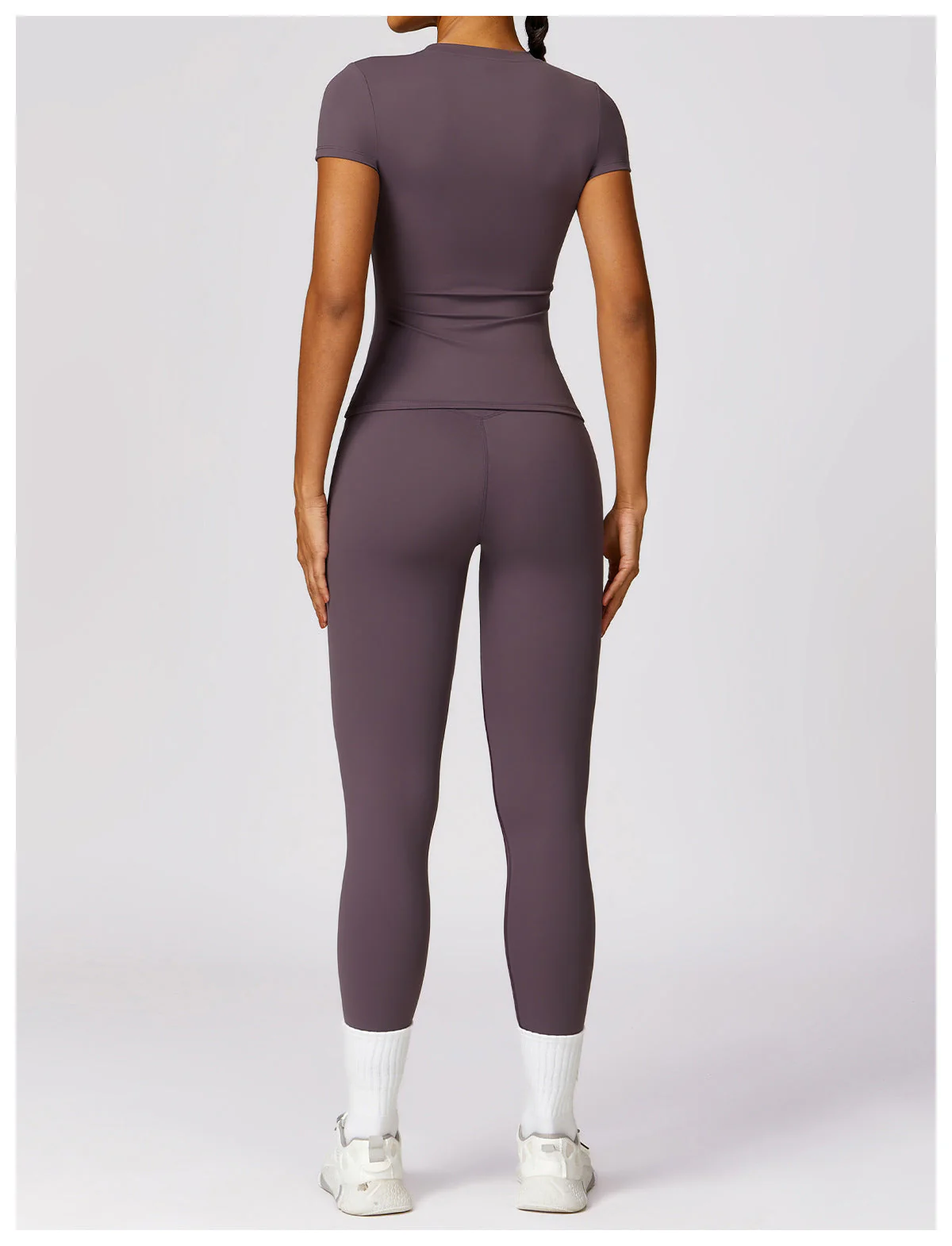 Kate | 2-Piece Shaping Gym Set with Short Sleeves - Image 19