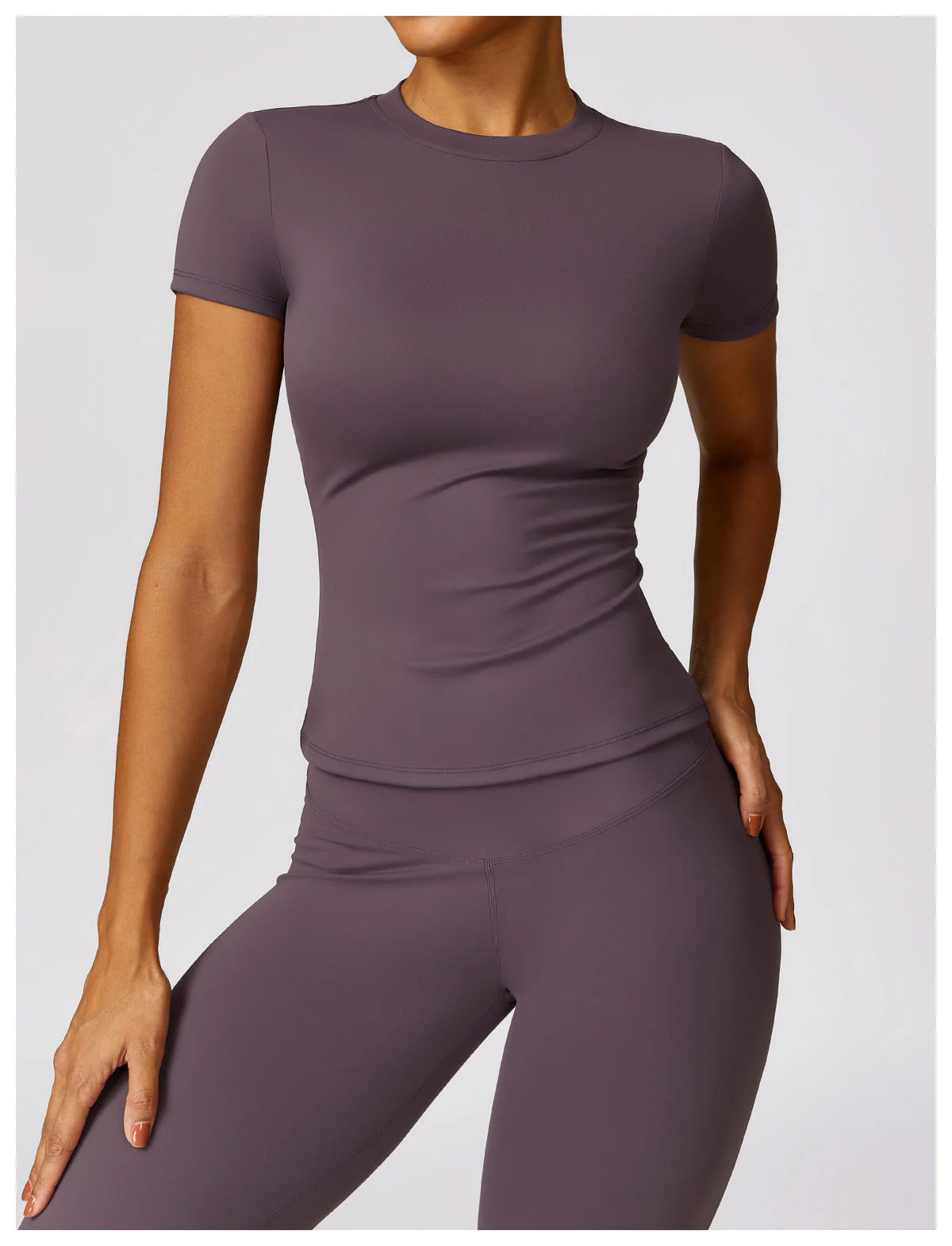 Kate | 2-Piece Shaping Gym Set with Short Sleeves - Image 20