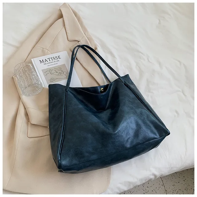 Leather tote bag - spacious brown women's handbag - Image 3