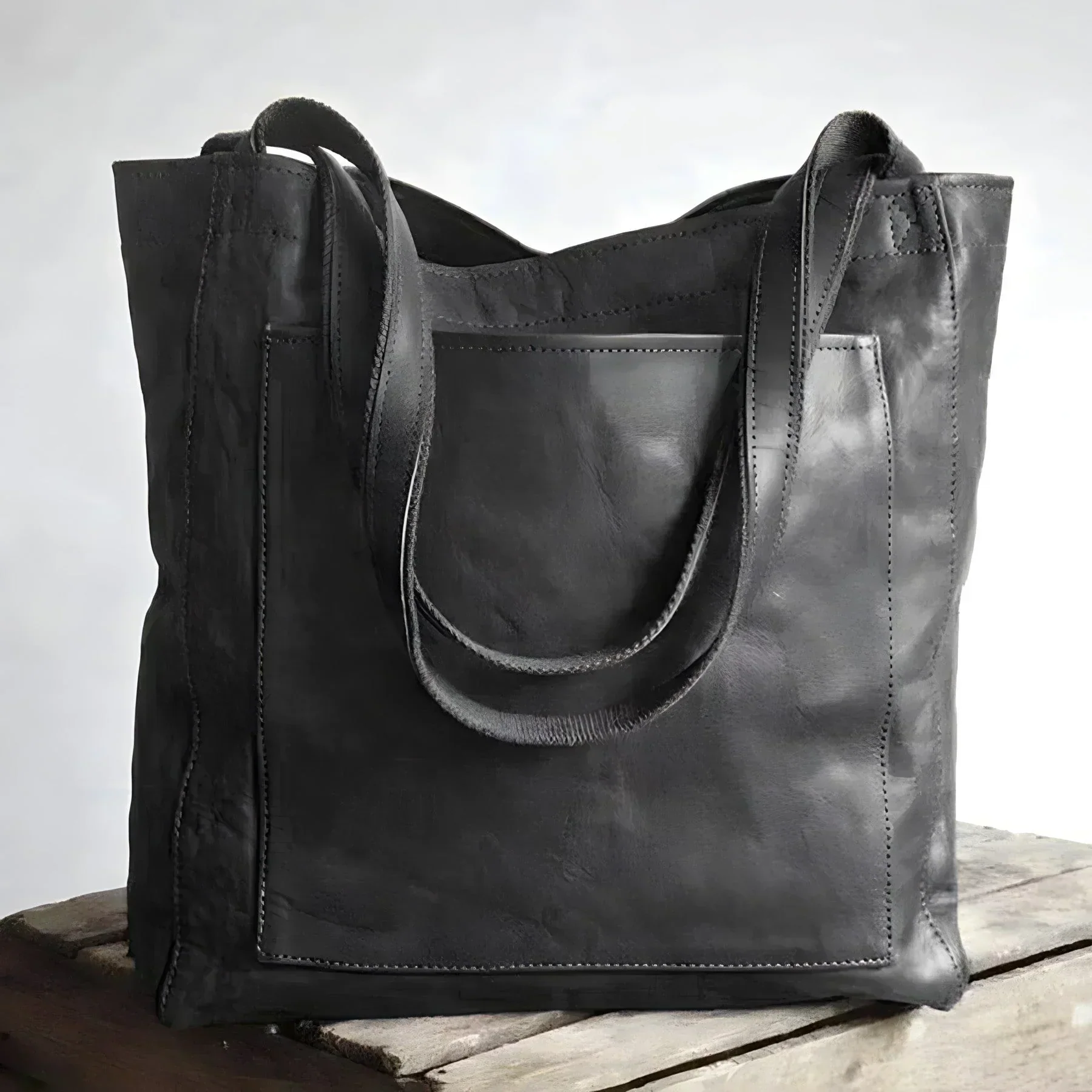 Leather tote bag - spacious women's handbag for daily use - Image 5