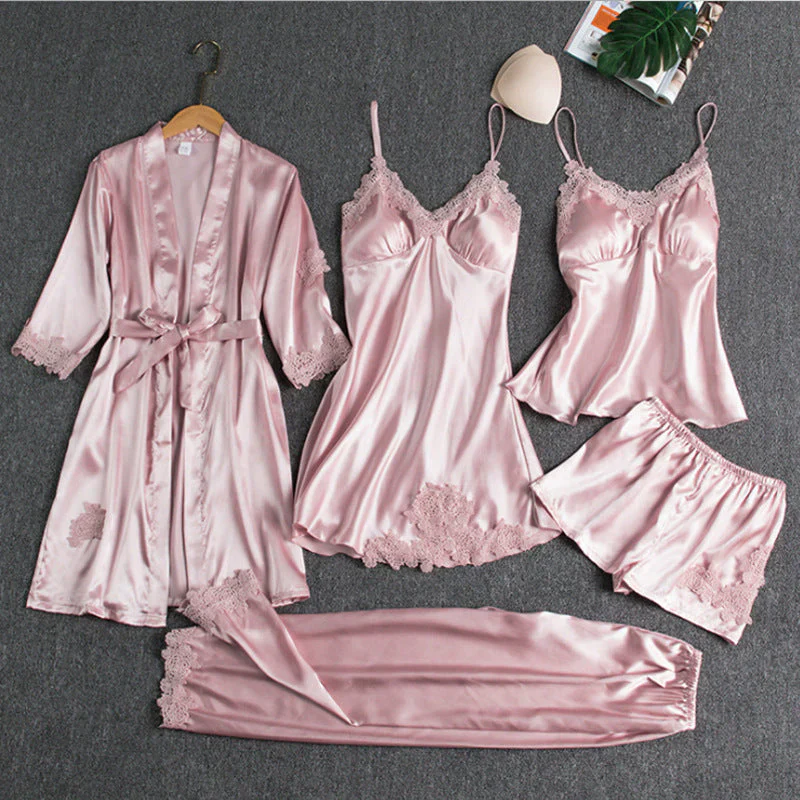 Lien – 5-piece Luxury Sleepset for Women - Image 3
