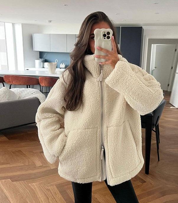 Women's Sherpa Jacket – Teddy Fleece – Relaxed Fit – High Collar – Zipper & Patch Pockets - Image 4