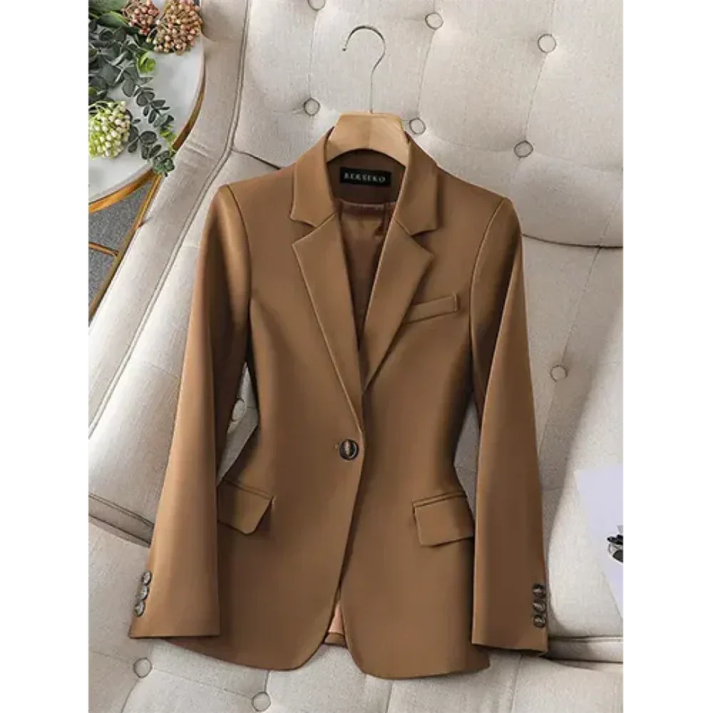 Lysandra | Stylish Classic Blazer - Image 3