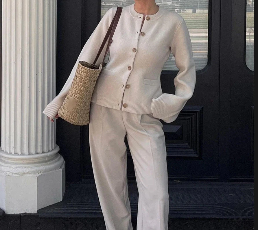 Mairiel | Classy Cardigan - Image 12