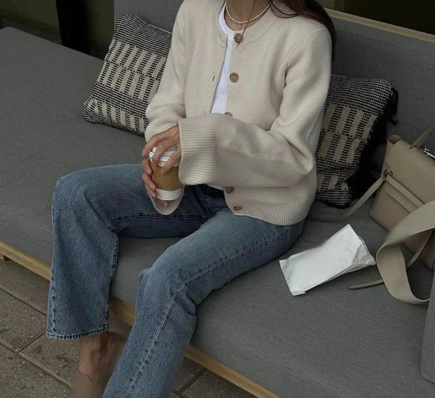 Mairiel | Classy Cardigan - Image 2