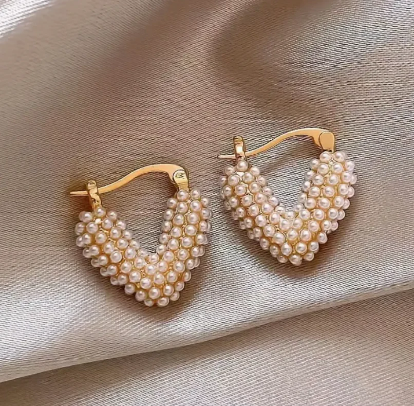 Ladies Earrings – Heart-Shaped Design – Shiny Finish – Lightweight and Elegant - Image 5