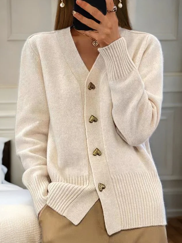 Marij  - Elegant and Warm Cardigan for Ladies - Image 4