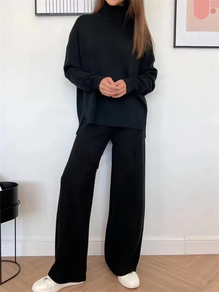Märta – Comfortable Trousers and Turtleneck Sweater Set for Women - Image 2