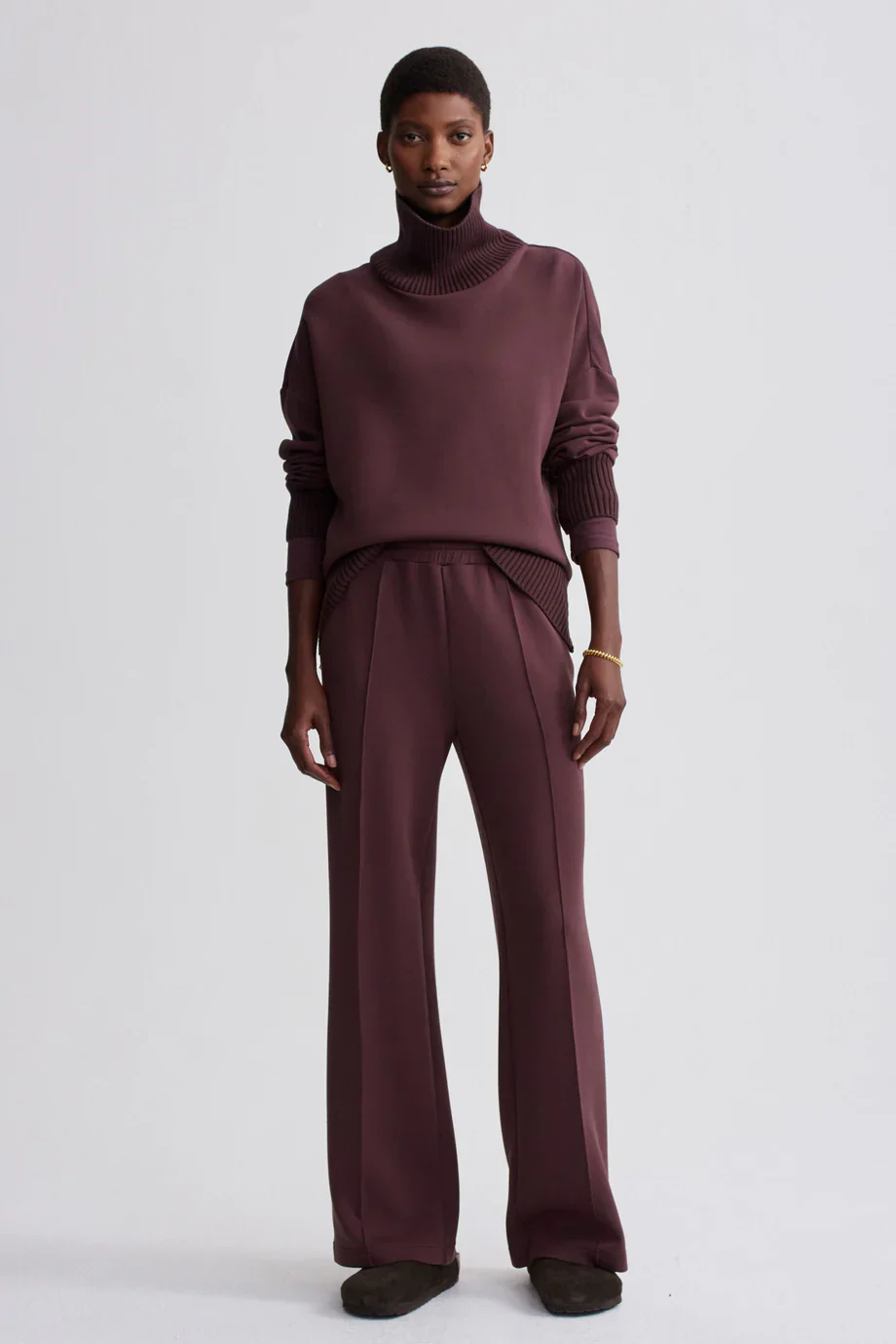 Mélina Set - Stylish Knit Outfit for Women - Image 10