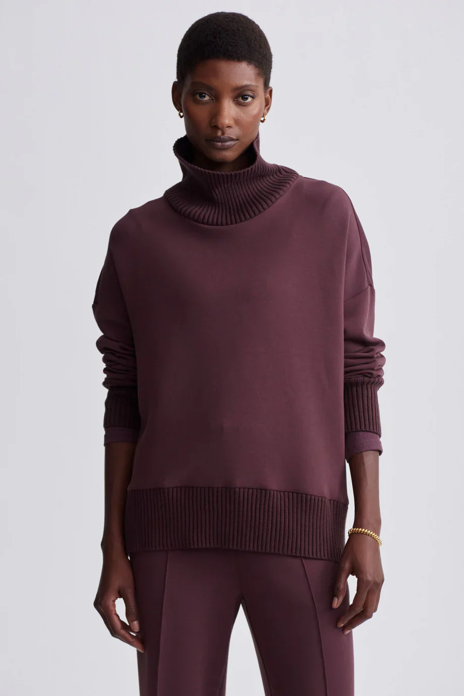 Mélina Set - Stylish Knit Outfit for Women - Image 2