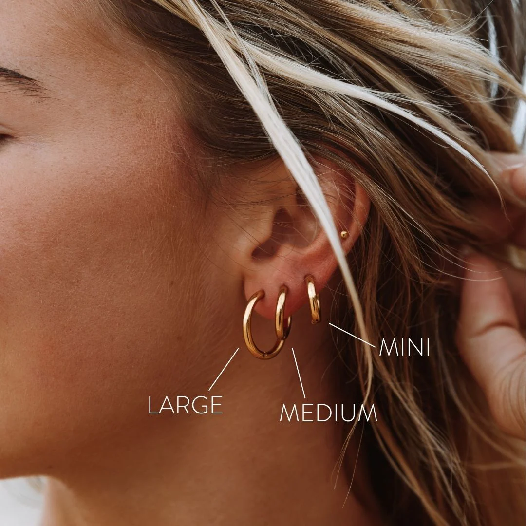 Mia | Classic Silver Hoop Earrings for Style and Elegance - Image 2
