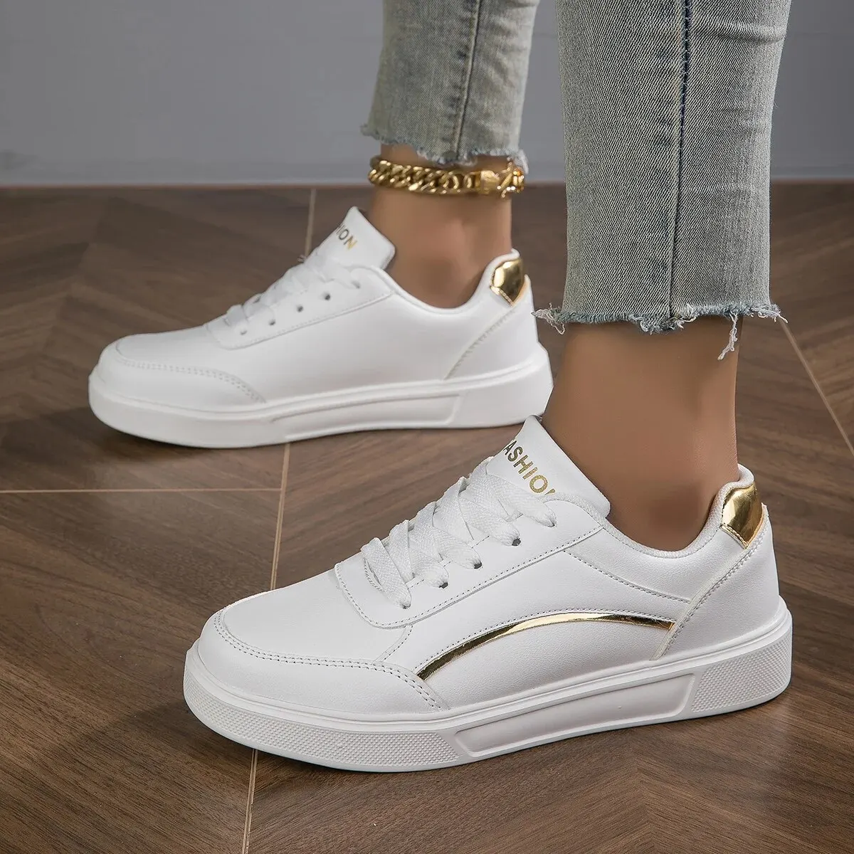 Fashionable Women's Sneakers - Image 4