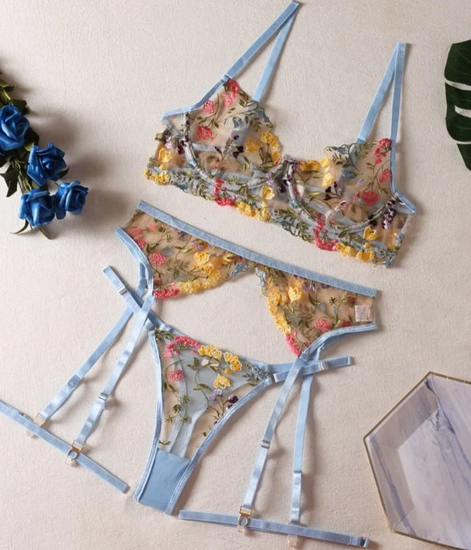 Nadya | 3-Piece French Lingerie Set - Image 11