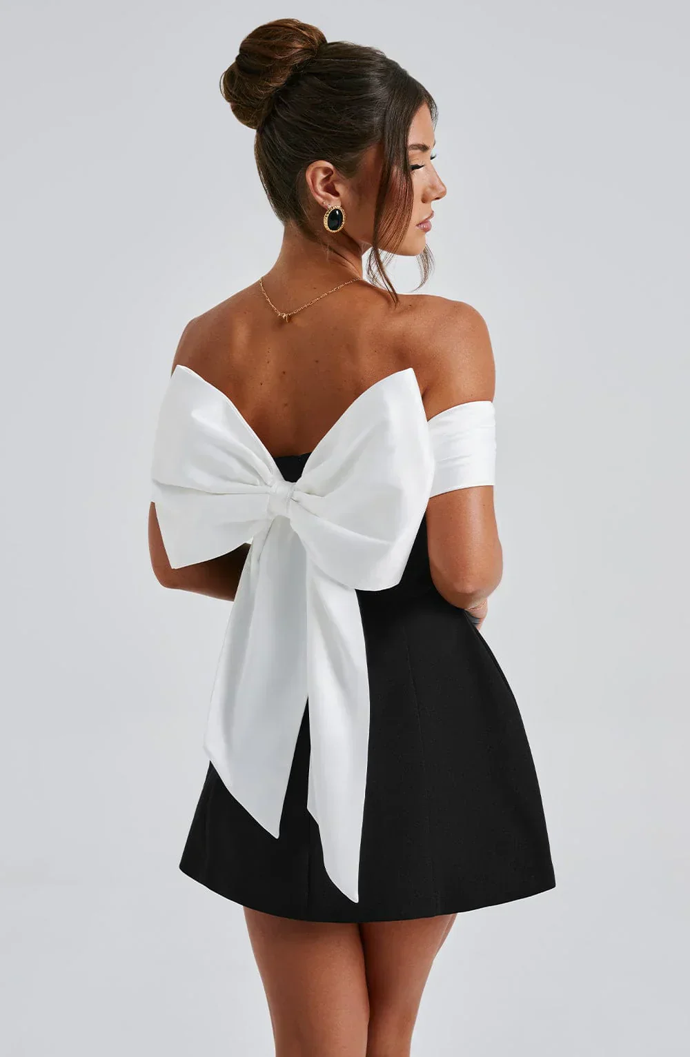 NOELLE MINI DRESS - BLACK/WHITE - Image 5