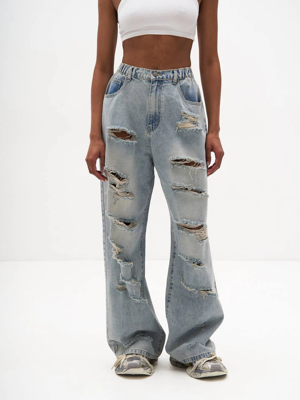 NOVA | High-Waist Light Ripped Jeans - Image 3