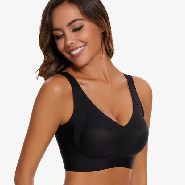 Supportive women's wireless bra with adjustable straps - Image 3