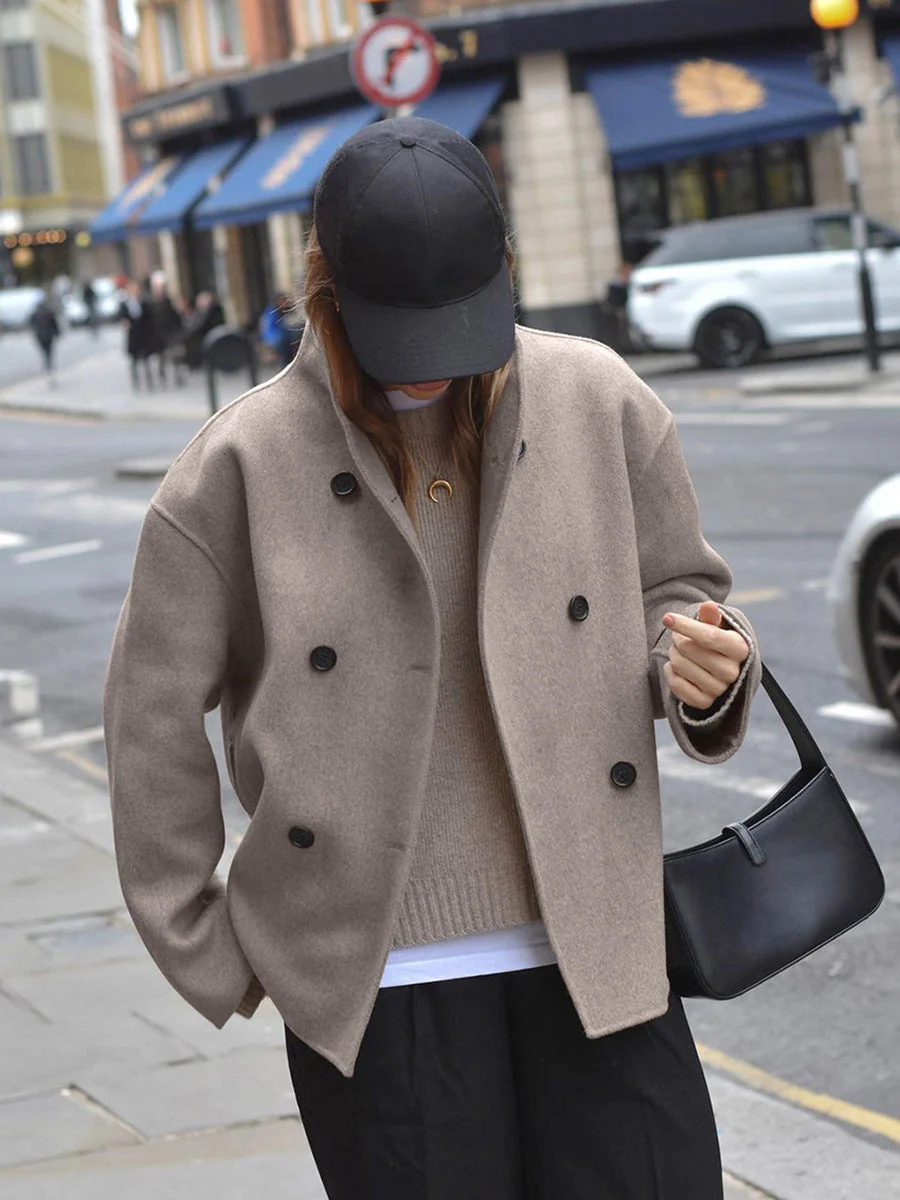 Oversized button-down jacket women - short beige jacket with modern fit - Image 3