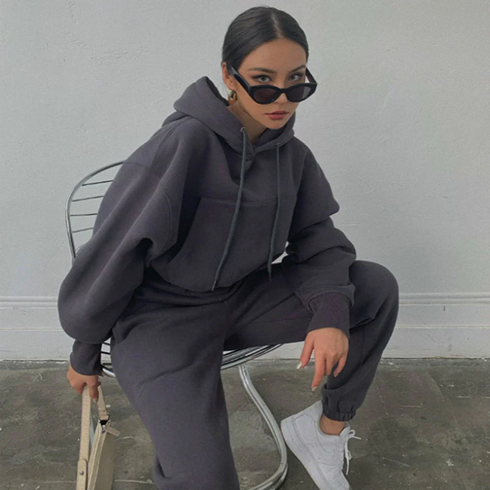 Reah – Trendy Hooded Set for Women - Image 3