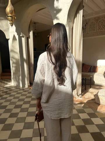 Relaxed Summer Outfit for Comfort - Image 8