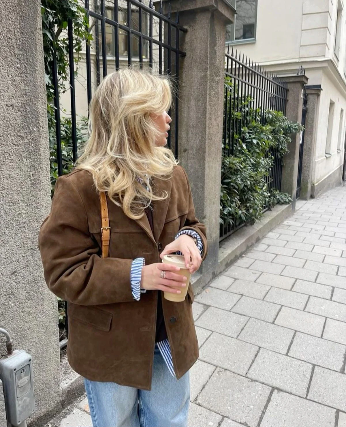 Romy | Suede Blazer - Image 2