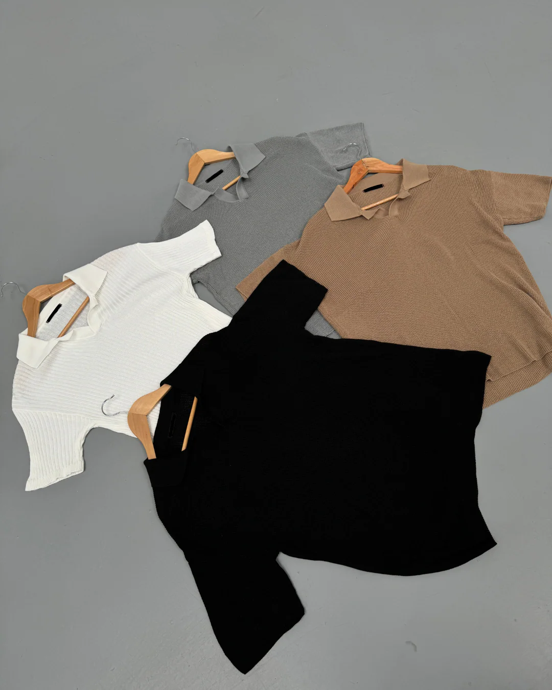 Men's Polo Shirt - Ribbed - Slim Fit - Short Sleeve - Casual Smart Look - Image 3