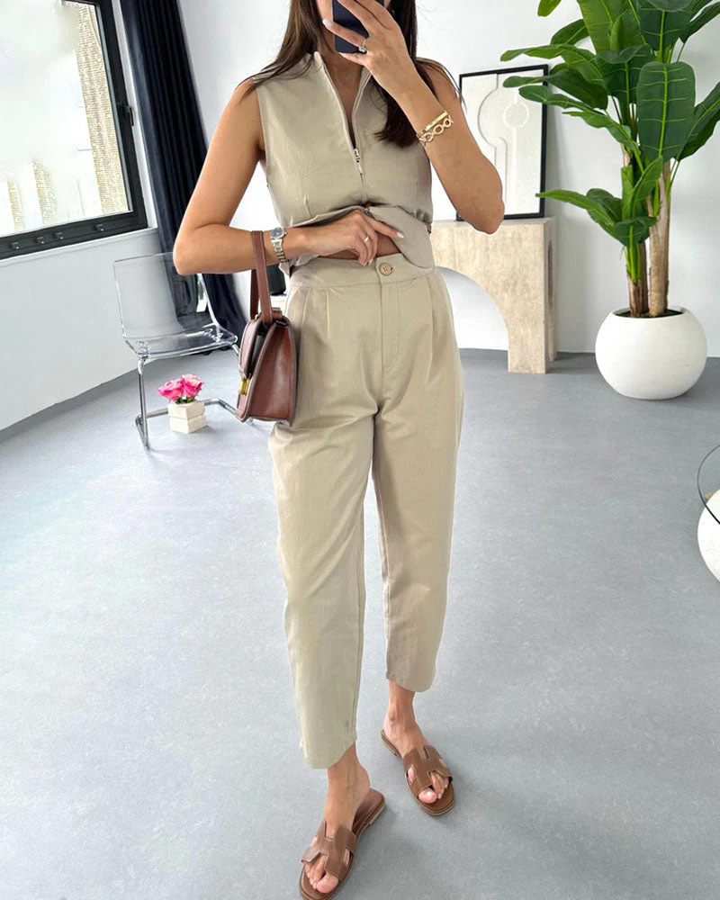 Women's Jumpsuit - Sleeveless - Tailored Fit - Zip Closure - Cropped Straight Leg - Image 4