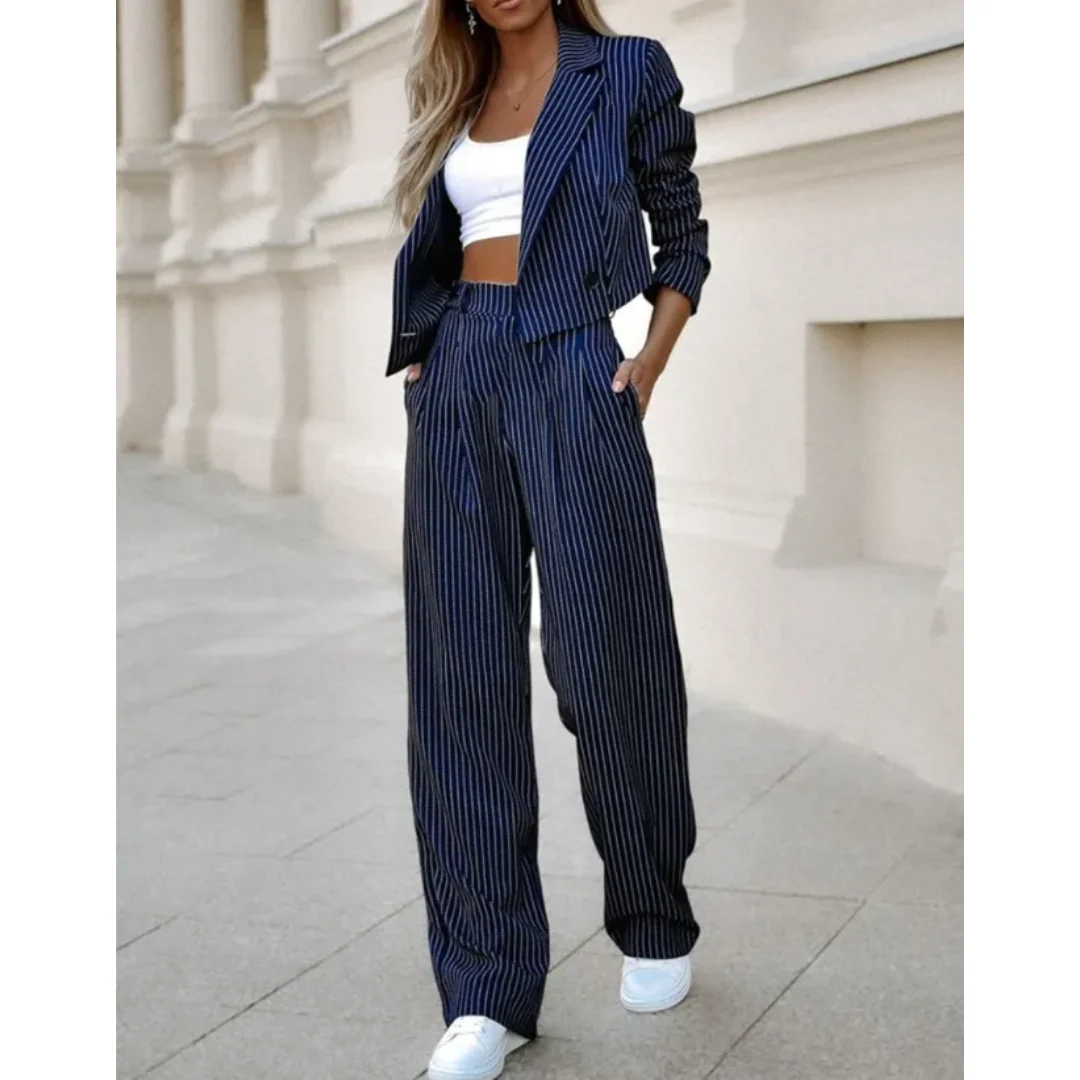Women's Suit - Cropped Blazer with Peak Lapel - High Waist Pleated Trousers - Elegant Fit - Image 4