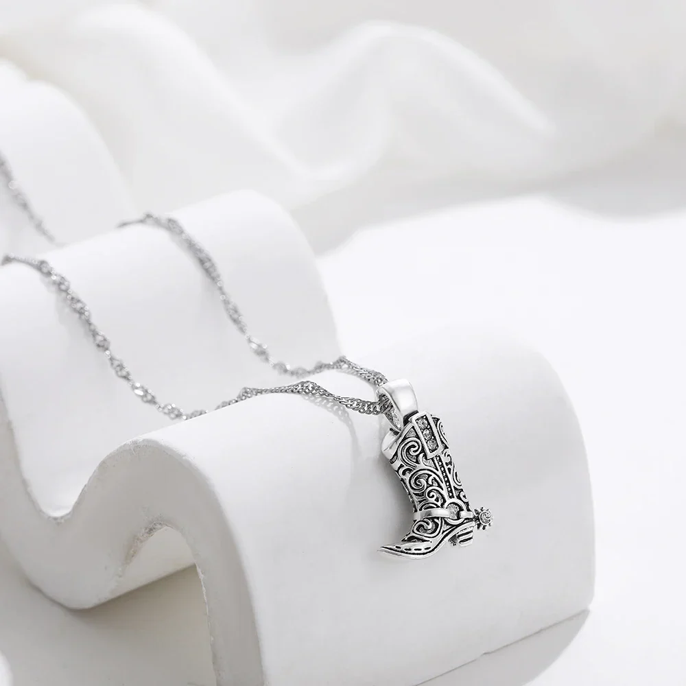 Sienna Pendant Necklace | Cowboy Boot Shape Fur Trim Spur Pendant Necklace - Image 5