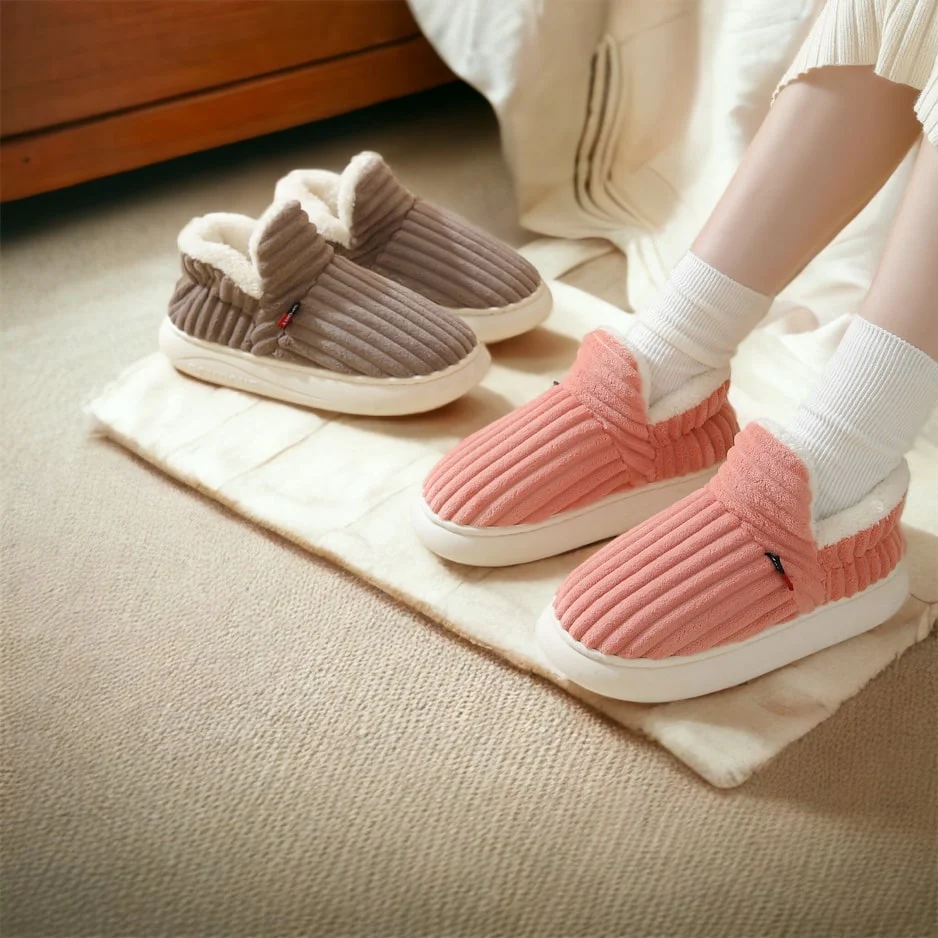 Women's Slippers - Ribbed Fabric with Warm Lining - Non-Slip Sole - Closed Heel - Image 3