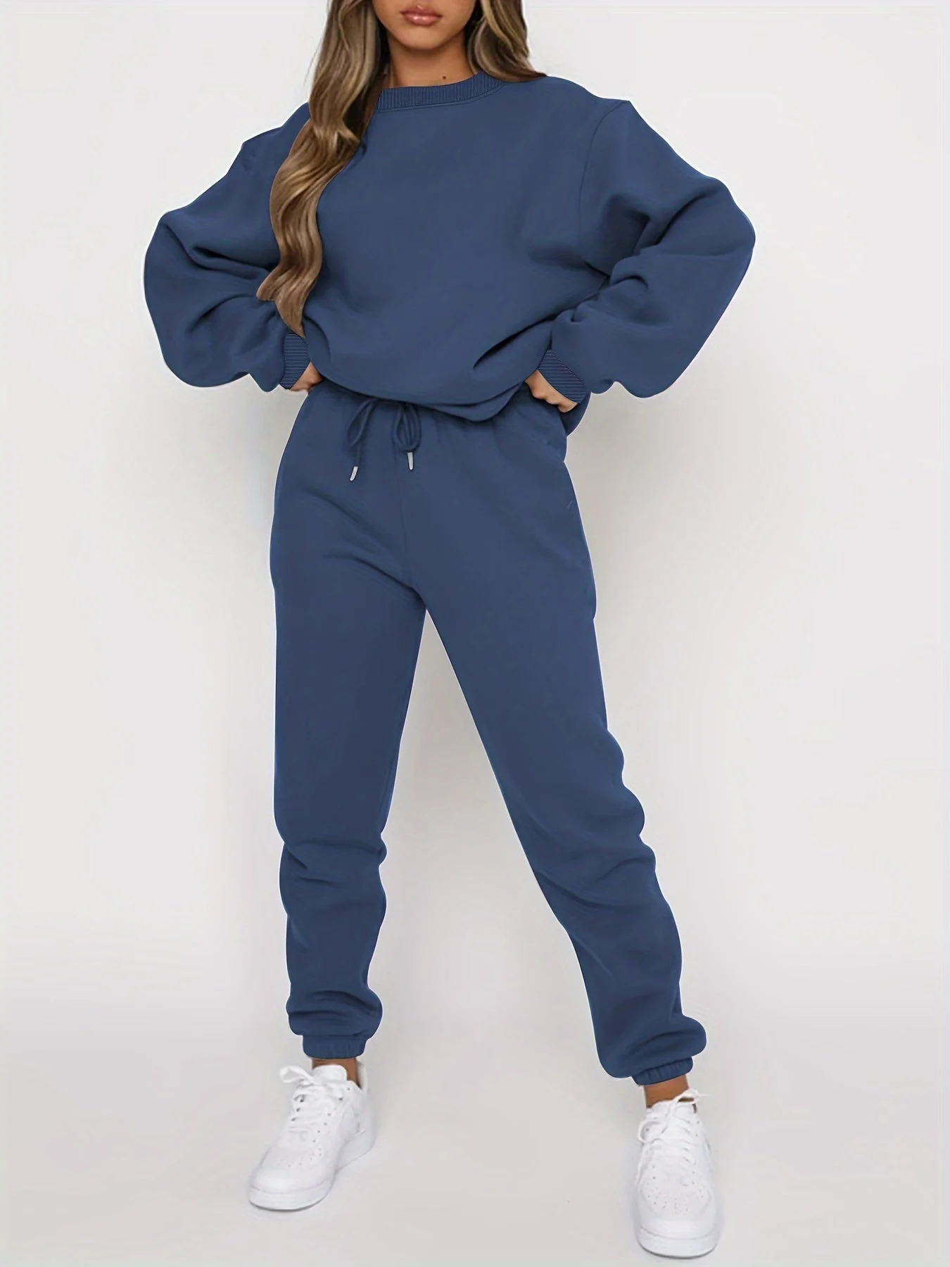 Ladies Loungewear Set – Soft Set – Relaxed Fit – Sweater & Jogging Pants – Breathable Comfort - Image 2