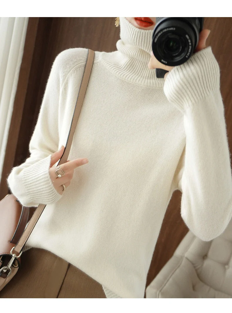 Women's Turtleneck - Soft Wool Blend - Relaxed Fit - Long Sleeves with Ribbed Cuffs - Image 5