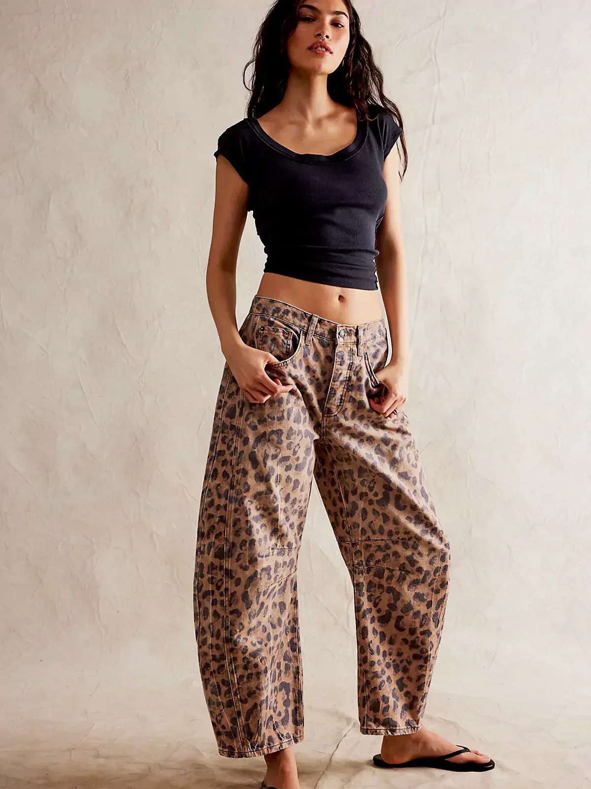 Ladies Pants - Wide Legs - High Waist - Comfortable Fit - Trendy Leopard Print