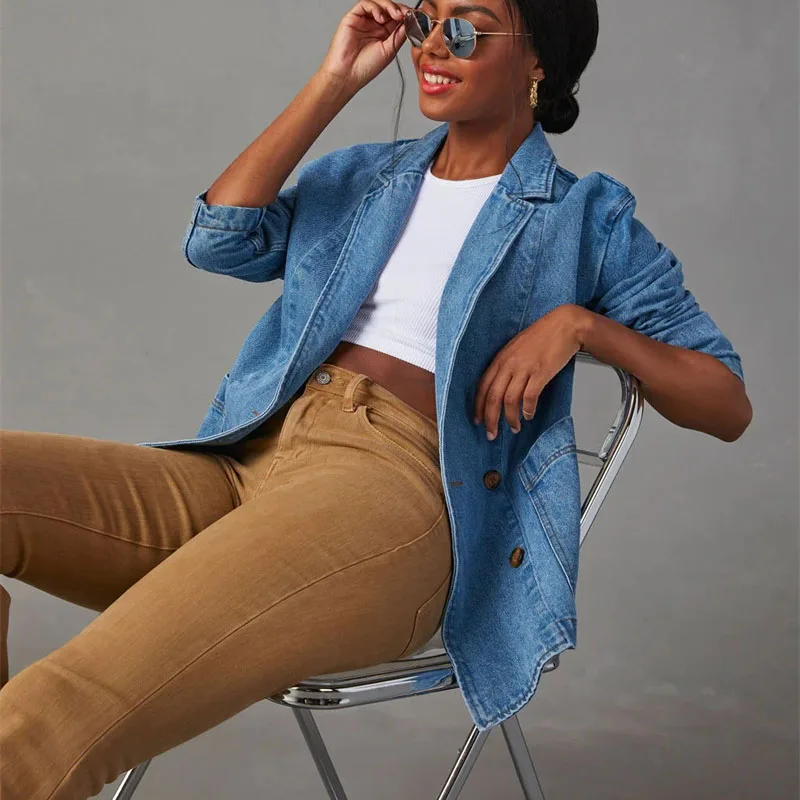 Women's Blazer – Denim – Regular Fit – Classic Lapel – Buttons – Long Sleeve – Casual Chic - Image 5