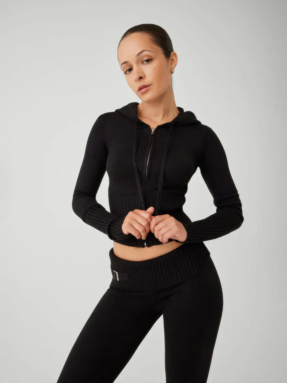 Women's Hoodie - Knitted Short Fit - Zipper - Long Sleeves - Casual Trendy Style - Image 4