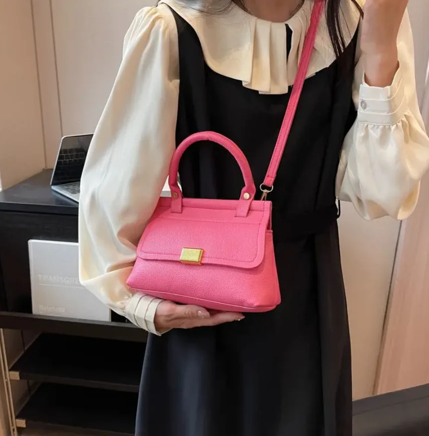 Women's Handbag – Structured Design – Adjustable Shoulder Strap – Elegant & Practical - Image 2