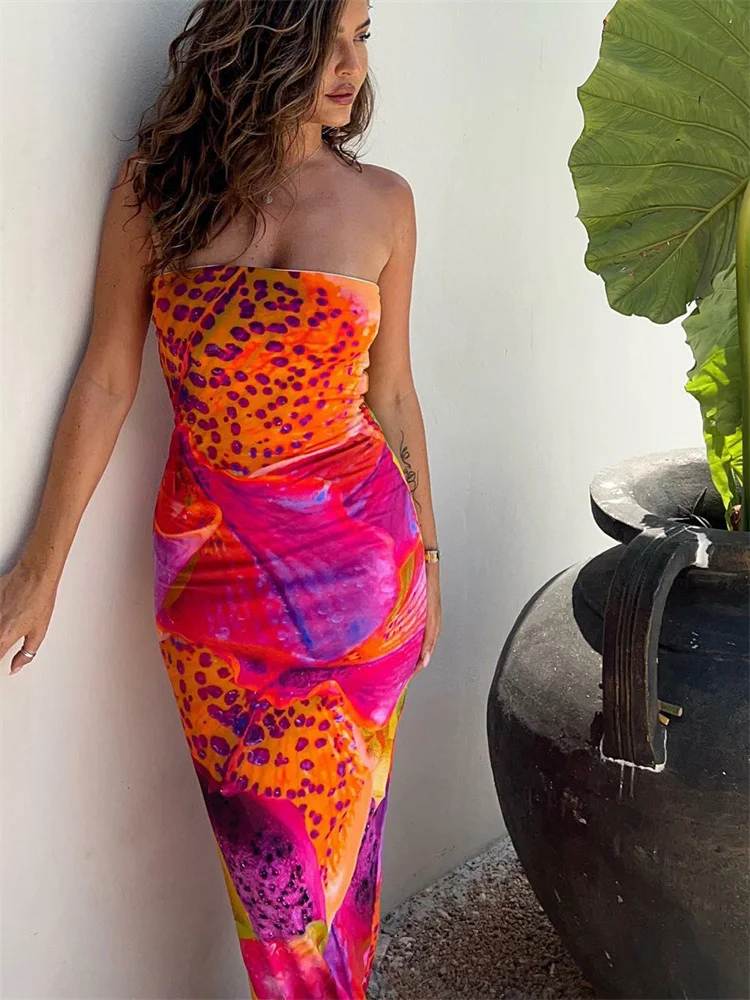 Women's Maxi Dress - Strapless - Figure-hugging Model - Airy Elegant Style - Image 3