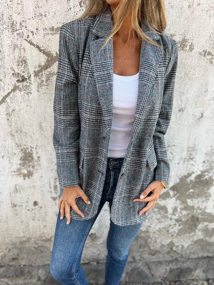 Women's Blazer - Wool Mix - Oversized Fit - Check Pattern - Single Row Buttons - Flap Pockets - Image 3