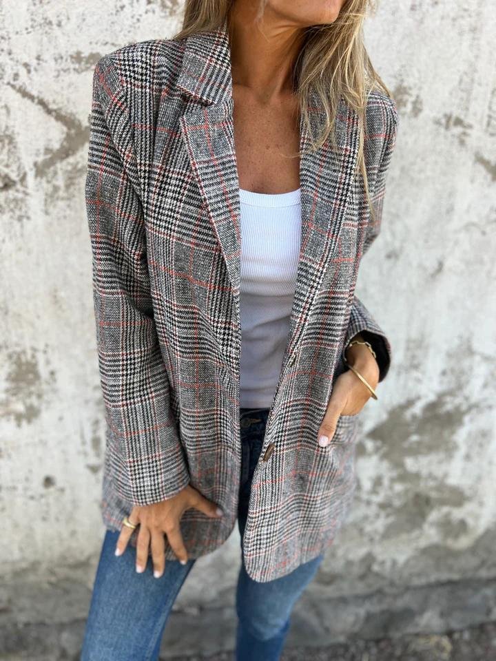 Women's Blazer - Wool Mix - Oversized Fit - Check Pattern - Single Row Buttons - Flap Pockets - Image 4
