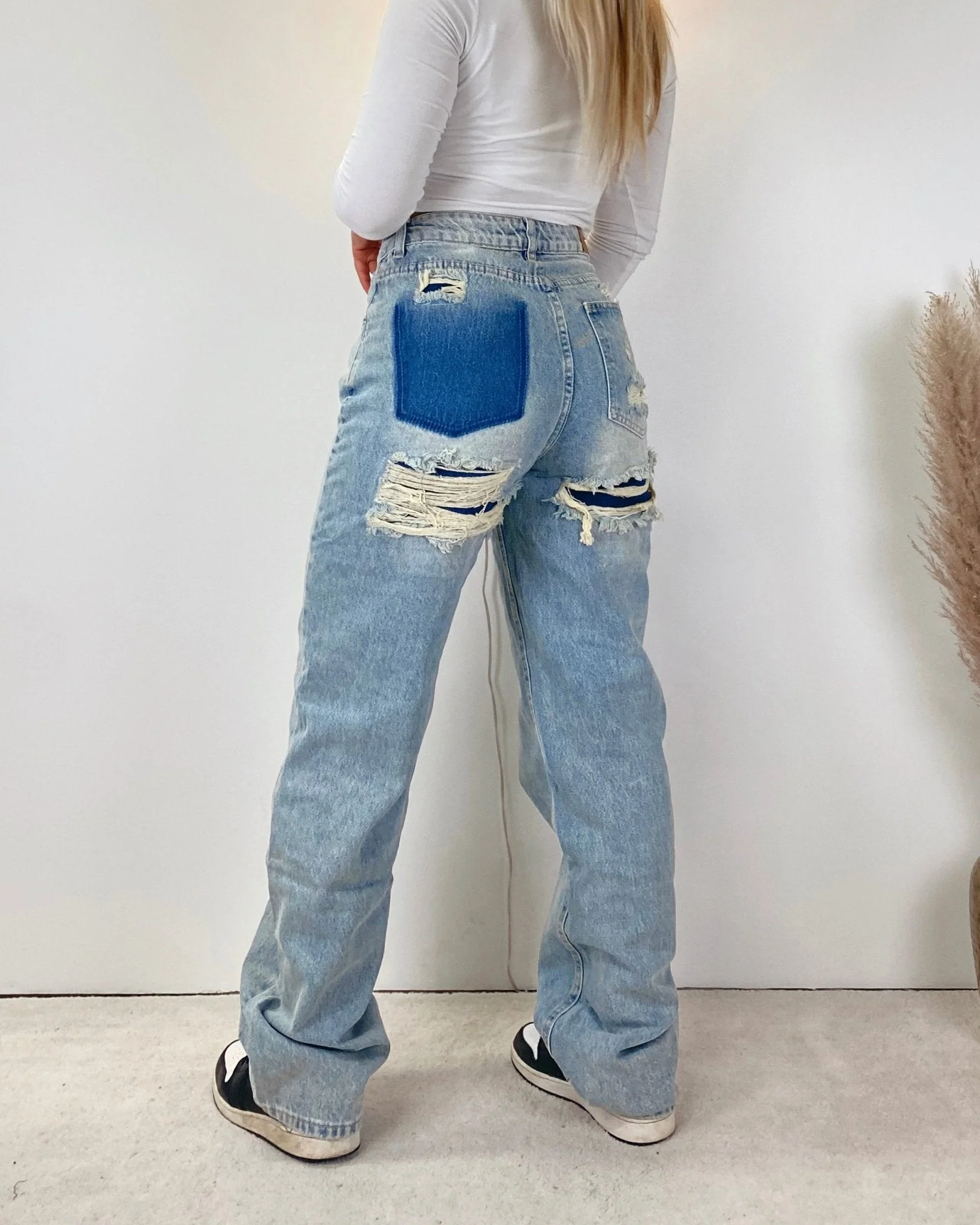 Larissa Ripped Pants Jeans for Women - Image 4