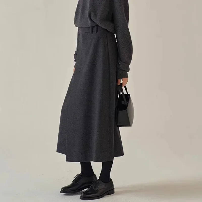Luxury Midi Skirt for women - Image 4