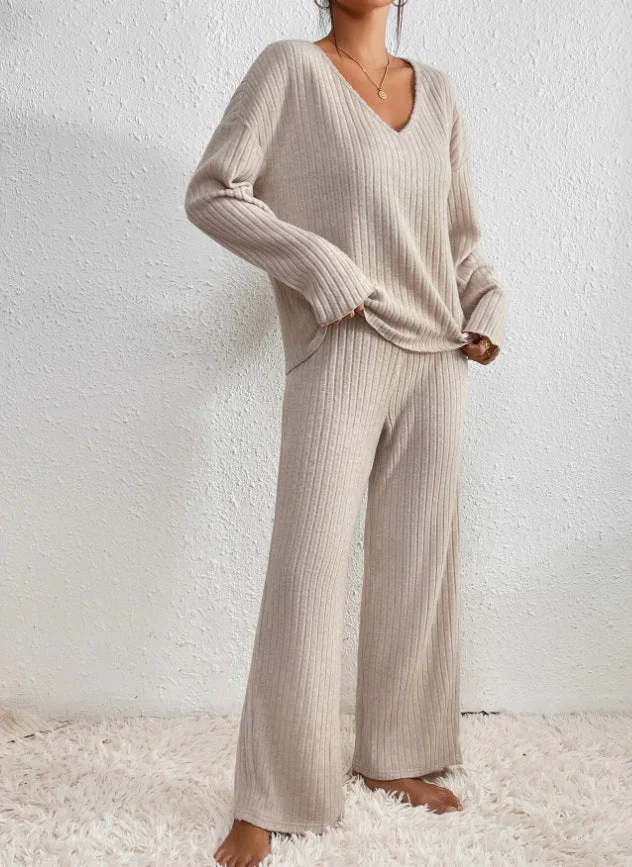 Mel Two-Piece Set | Comfortable Ribbed Knit Sweater and Pants - Image 8