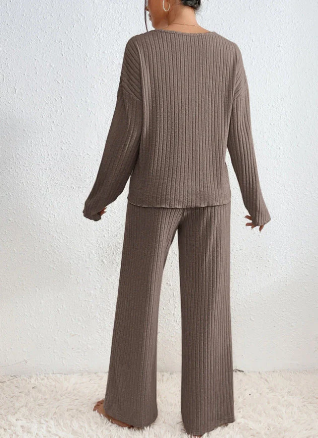 Mel Two-Piece Set | Comfortable Ribbed Knit Sweater and Pants - Image 9